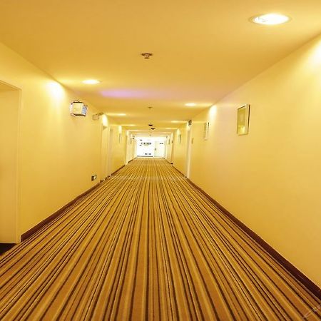 7 Days Inn Gangwan Square Dalian Exterior photo